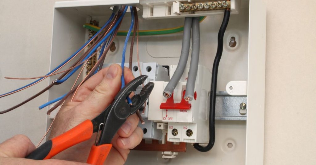 Circuitos e fiações elétricas em Jundiaí